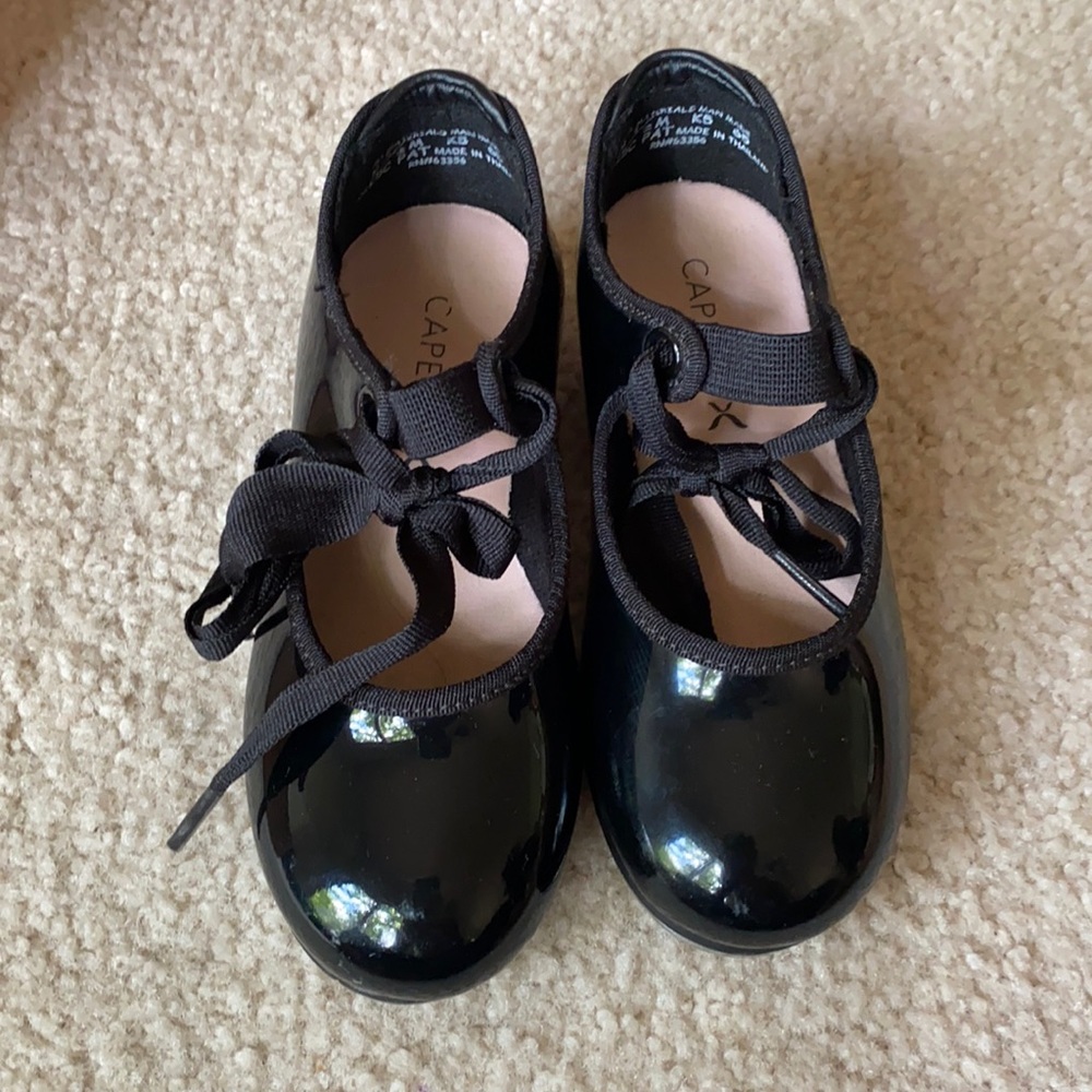 Girls tap shoes